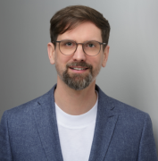 Profile picture for user Daniel Hausmann